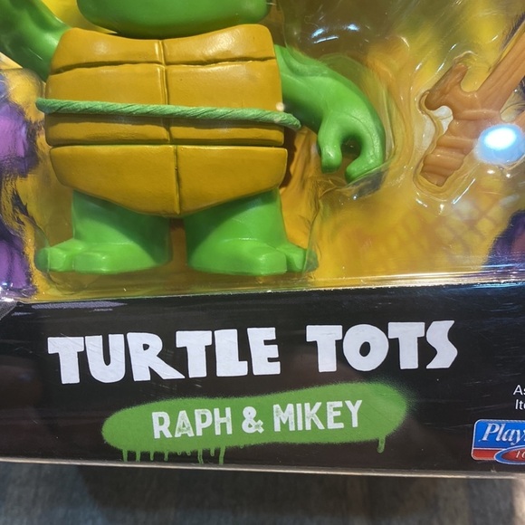 Ninja Turtle Tots TMNT new in box Ralph & Mikey Figurines Mutant Mayhem Toys - Picture 5 of 5